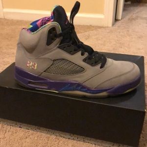 Bel air 5s light mileage.